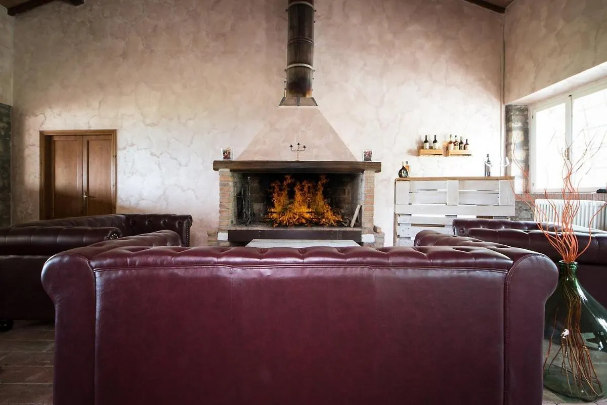Borgo Fontaccia - Rooms & Pool Pignano
