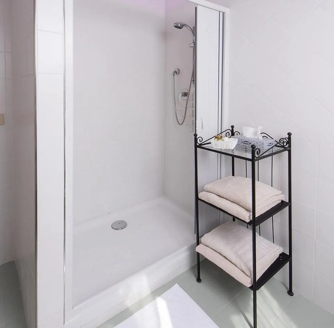 Borgo Fontaccia - Rooms & Pool Pignano